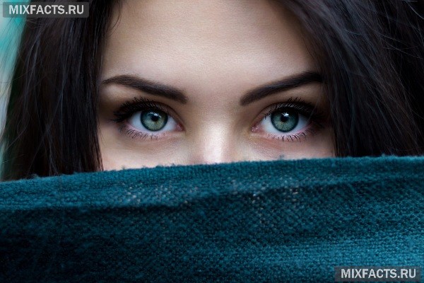Тонка шкіра під очима – що зробити, щоб поліпшити зовнішній вигляд?