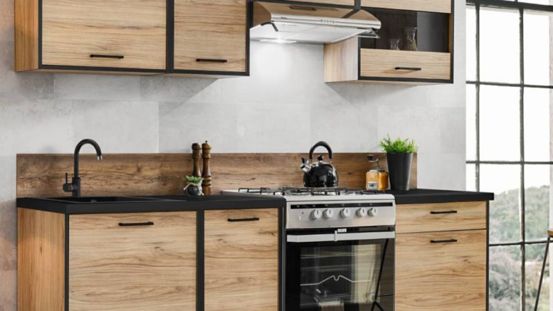 Комплекти кухонь від LEROY MERLIN: зручно та функціонально